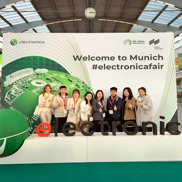 wonderfulpcb team in electronica in Munich Germany