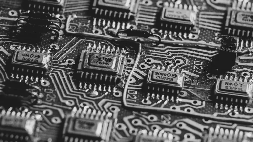 了解專用積體電路 (ASIC)