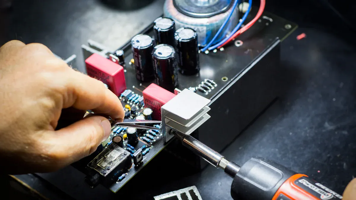 Pulizia Efficiente Con Soluzioni Avanzate Macchina Per La Pulizia Delle Spazzole PCB Per L'industria