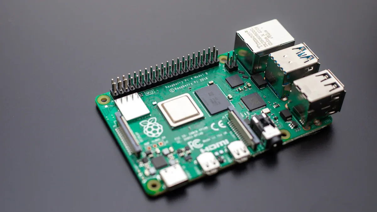 Integrare Zigbee și Antenă