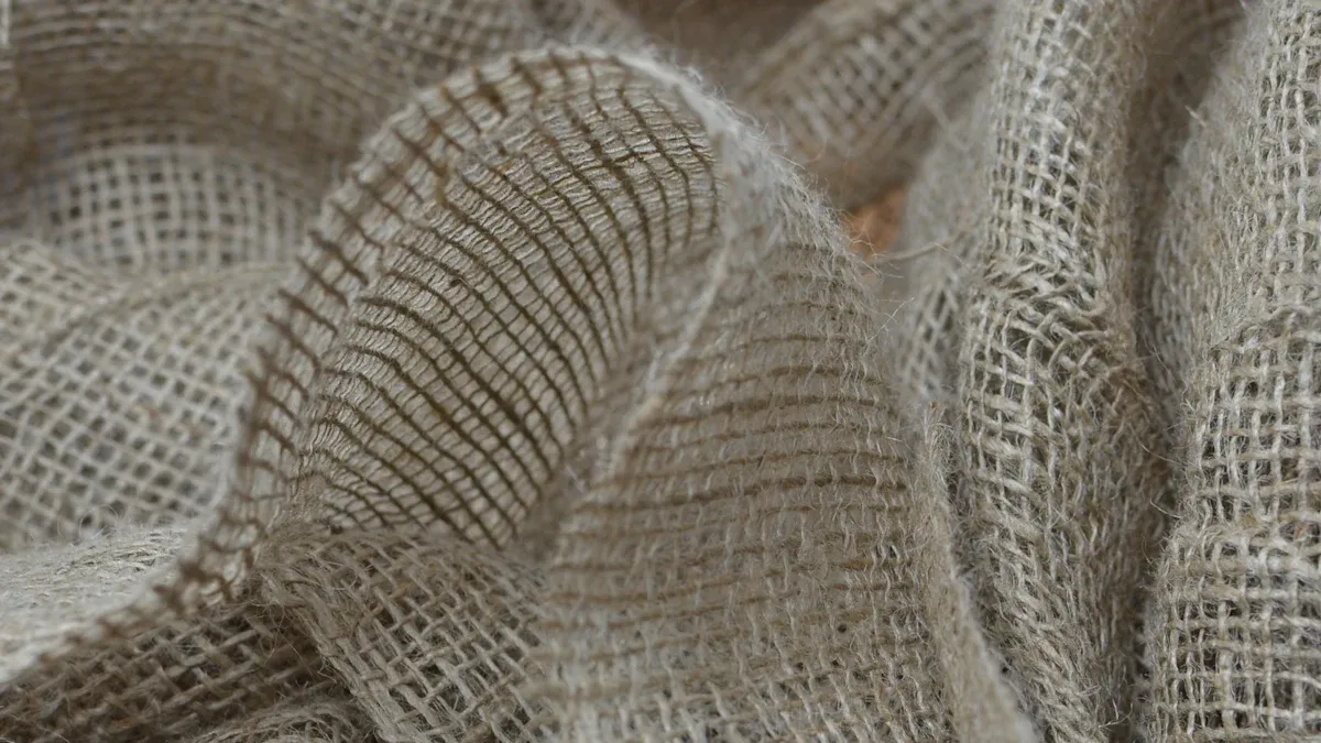 Tipi di materiali sostenibili nei telefoni