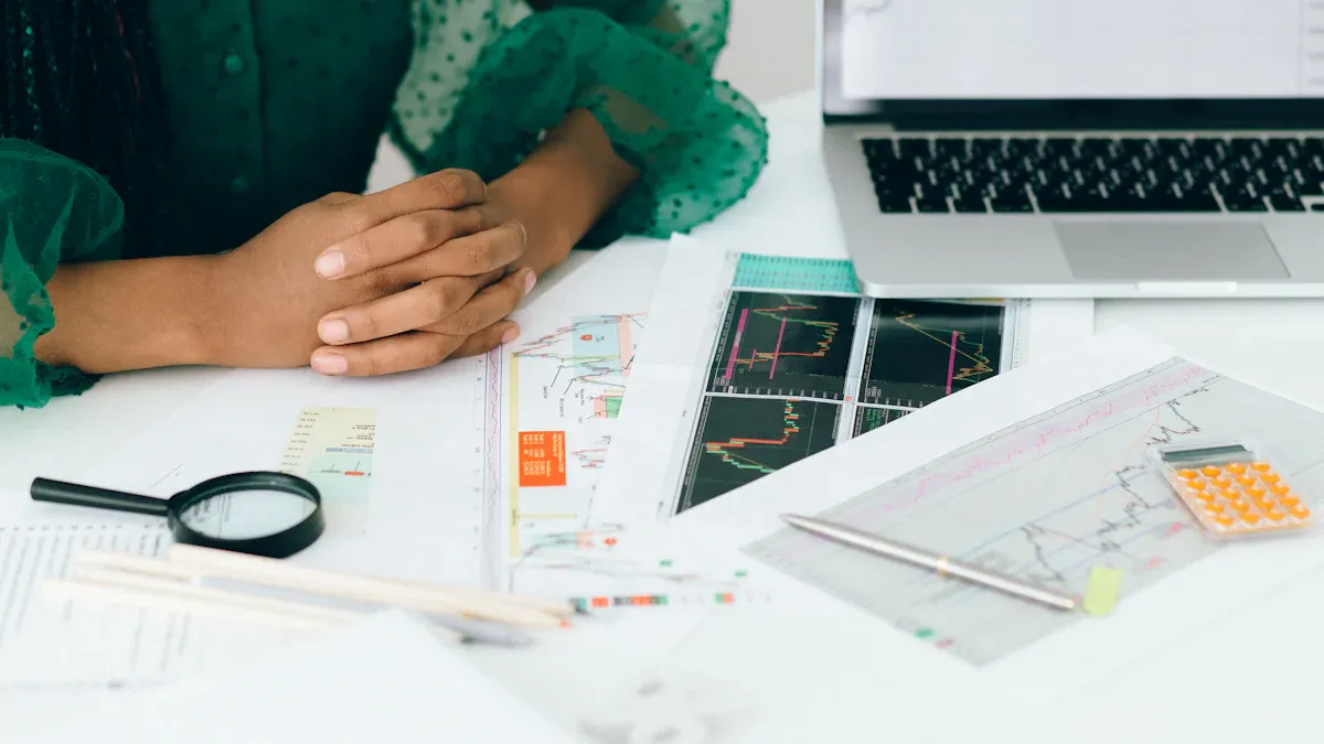 Faktor Kunci dalam Memilih Perekat