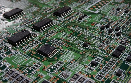 利用PCB逆向工程进行固件分析
